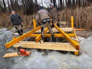 Mehr über den Artikel erfahren Steg Glasower See repariert